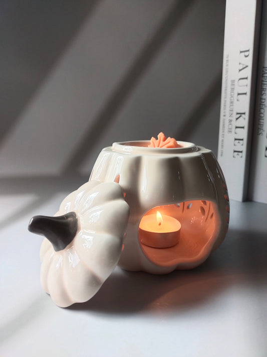 Cream Pumpkin Oil Burner & Wax Warmer