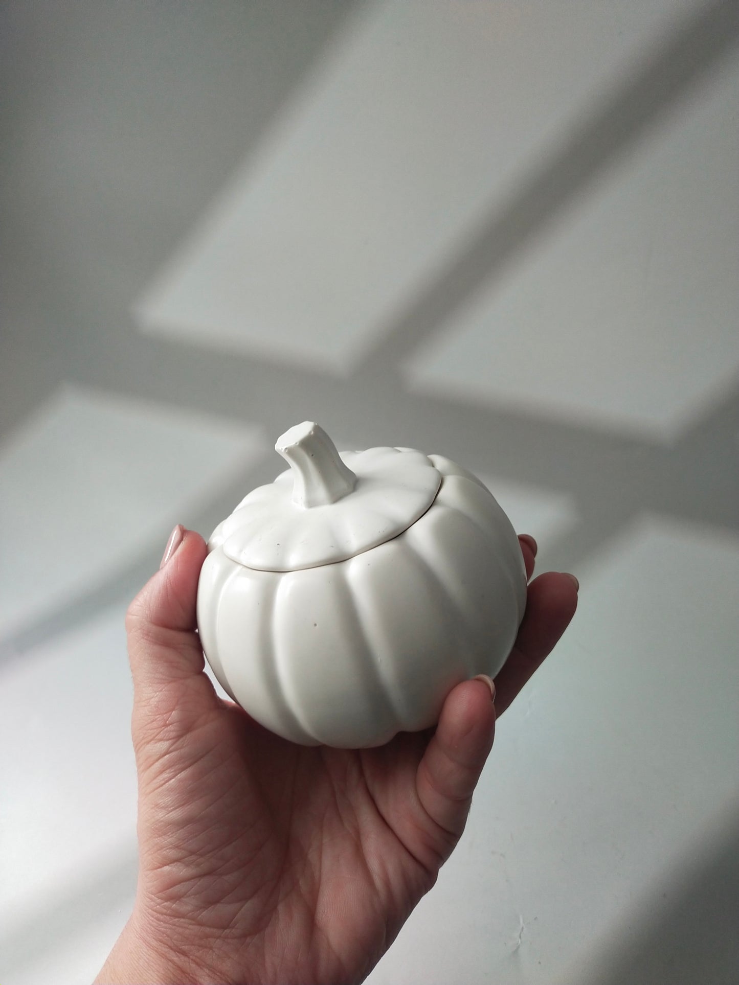 Pumpkin-Shaped Candle with Wooden Wick